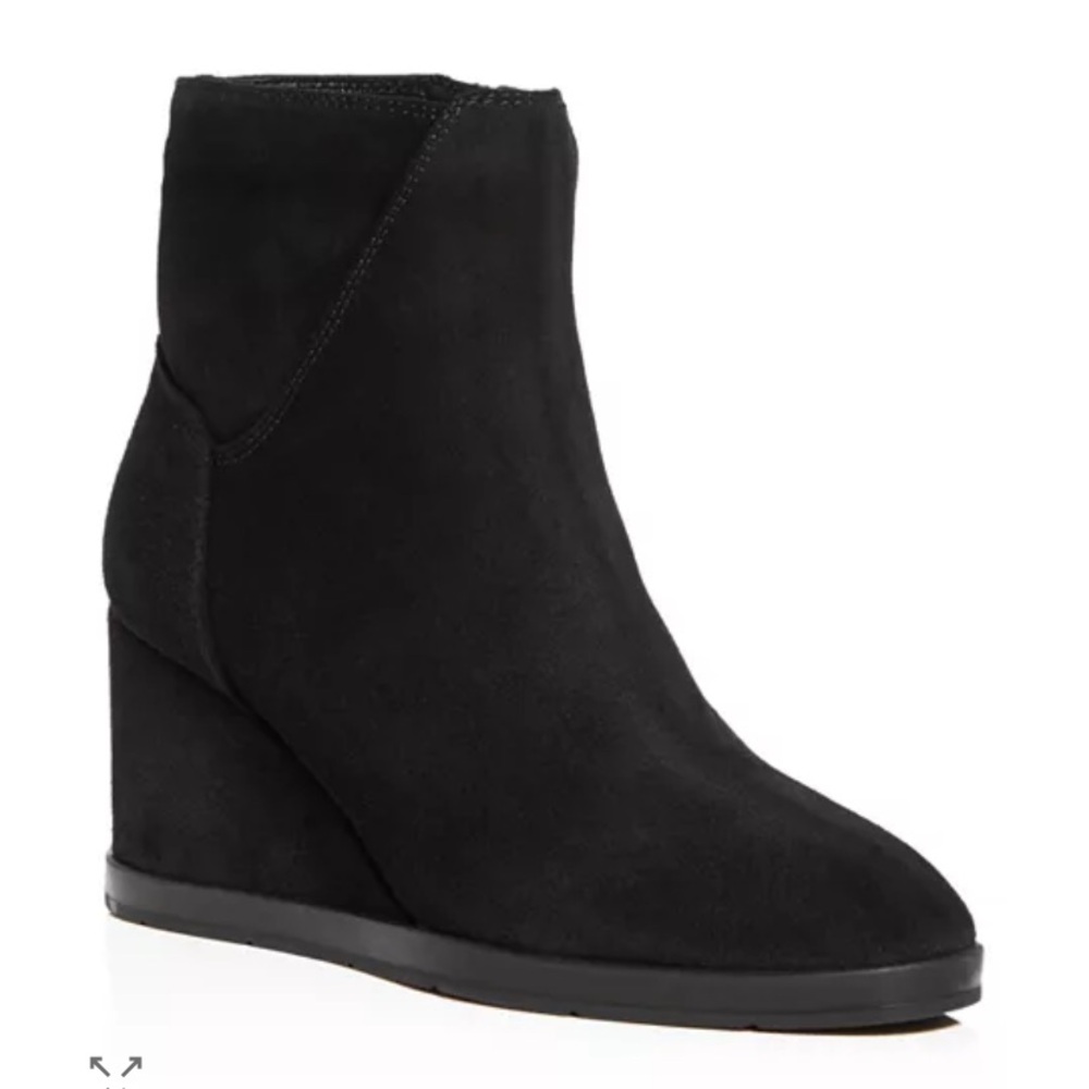 Aquatalia Judy Suede Ankle Boots SZ 8